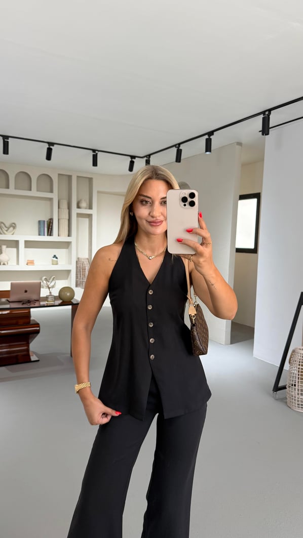 Kemik Düğmeli Sırt Detay Siyah Yelek