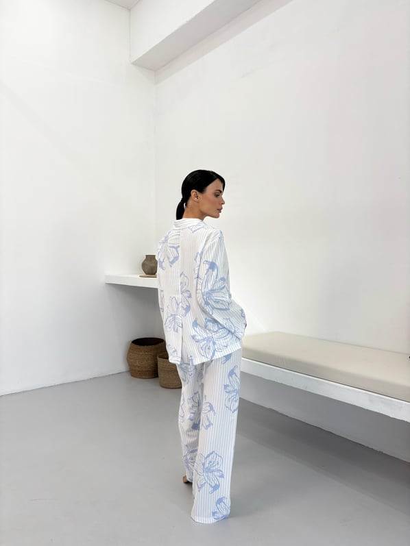 Mavi Çiçek Desen Pamuklu Gömlek Pijama Takım