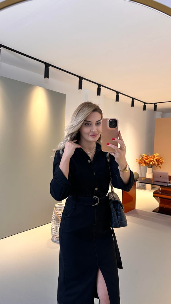 Önden Yırtmaçlı Likralı Siyah Denim Elbise
