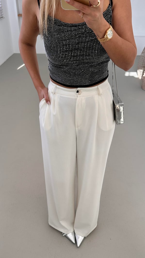 Pilise Detay Beyaz Bol Palazzo Pantolon