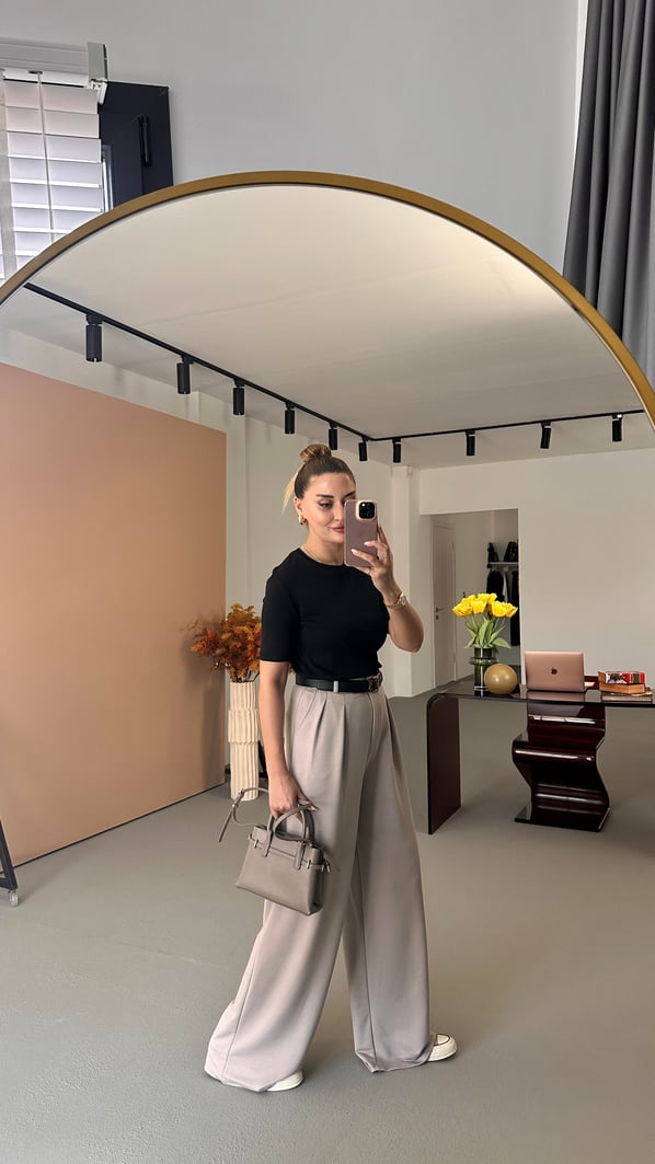 Pilise Detay Taş Süprem Kumaş Palazzo Pantolon