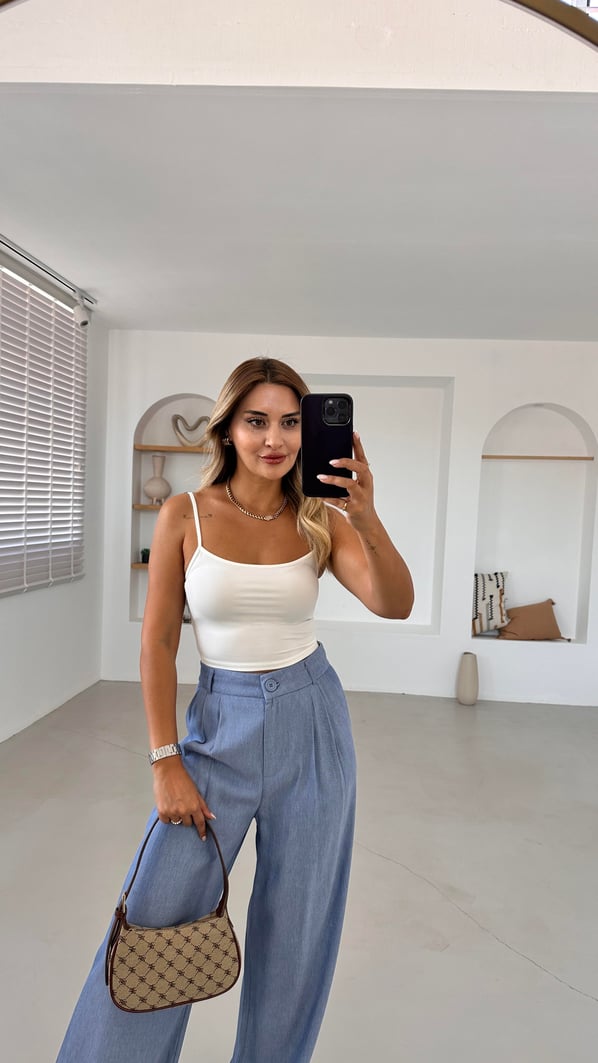 Premium Seri Askılı Ekru Crop