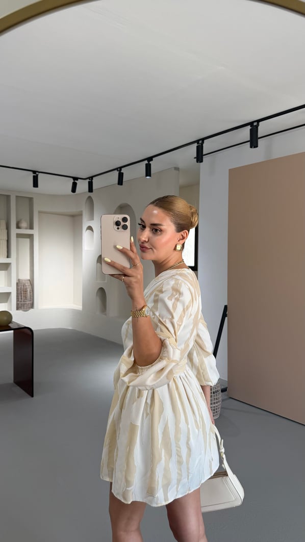 Premium Seri Düğme Detay Krem Desenli Elbise