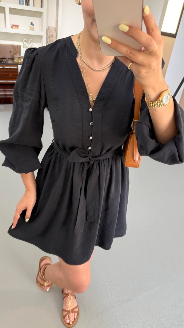 Premium Seri Düğme Detay Kuşaklı Siyah Elbise