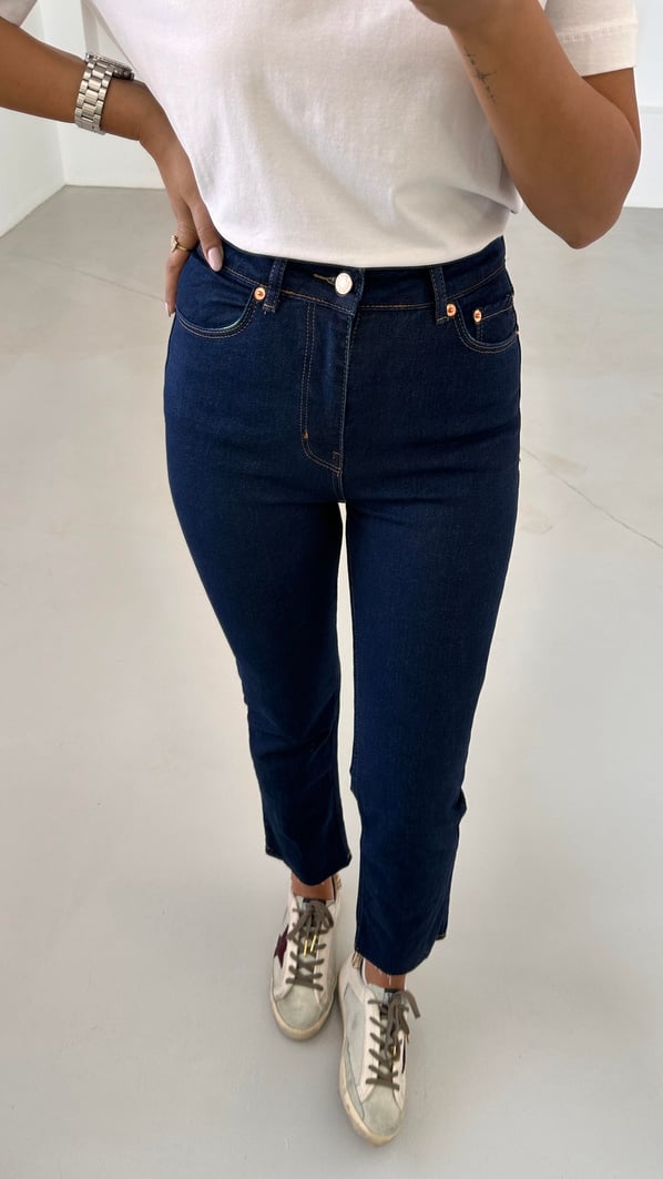 Premium Seri Kesik Paça Likralı Lacivert Boyfit Jean