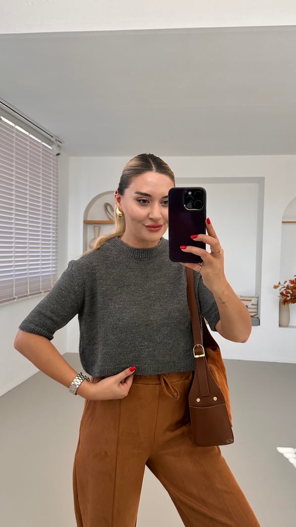 Premium Seri Kısa Kol Gri Triko Kazak