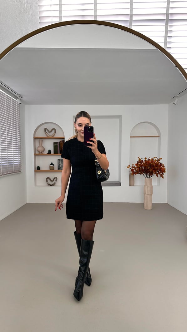 Premium Seri Kısa Kol Siyah Tüvit Elbise