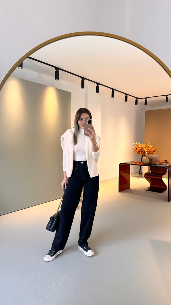 Premium Seri Kontrast Dikiş Detay Siyah Jean