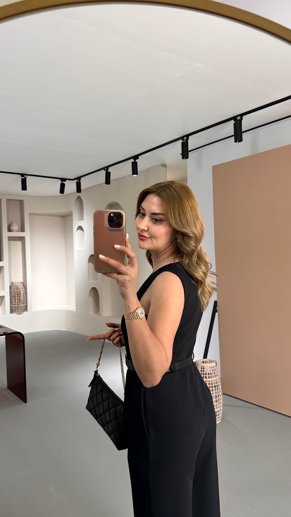 Premium Seri V Yaka Kemerli Siyah Krep Tulum