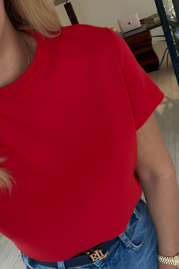 Bisiklet Yaka Kırmızı Tok Modal TshirtSezgi Tekin