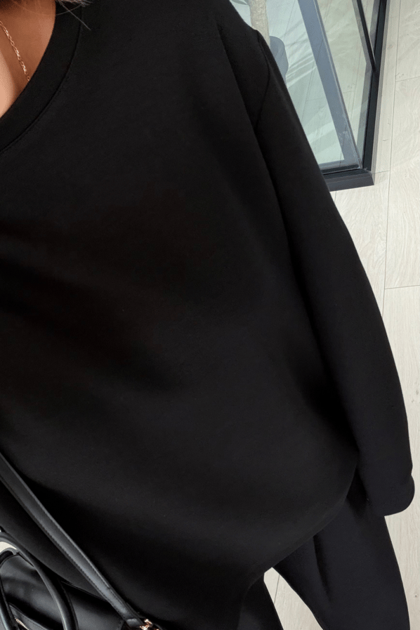 Bisiklet Yaka Uzun Kol Basic Siyah TshirtSezgi Tekin
