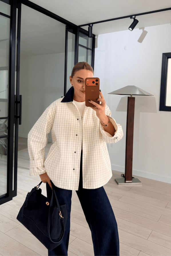 Denim Yaka Kareli Ekru CeketSezgi Tekin