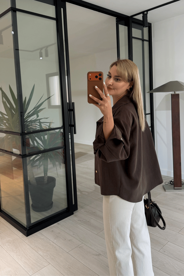 Dik Yaka Pat Düğmeli Kahve CeketSezgi Tekin