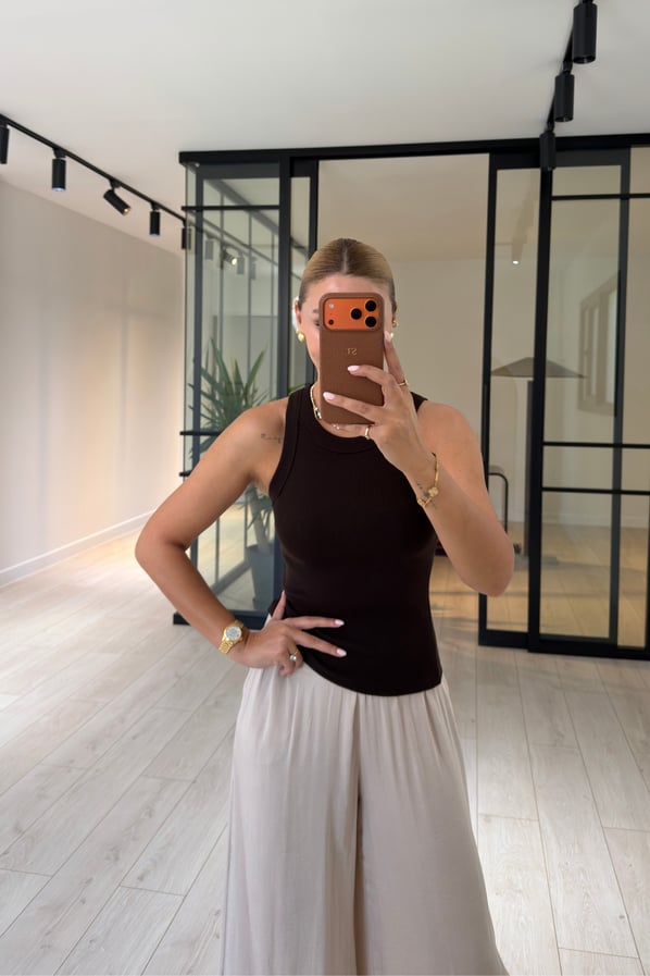 Halter Yaka Fitilli Acı Kahve Basic BluzSezgi Tekin