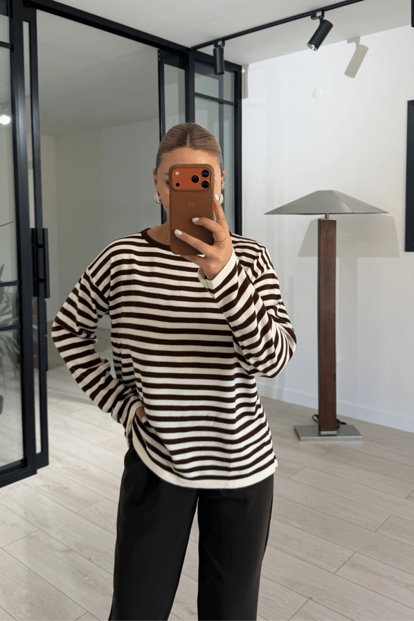 Kahve Oversize Ekru Çizgili Triko BluzSezgi Tekin
