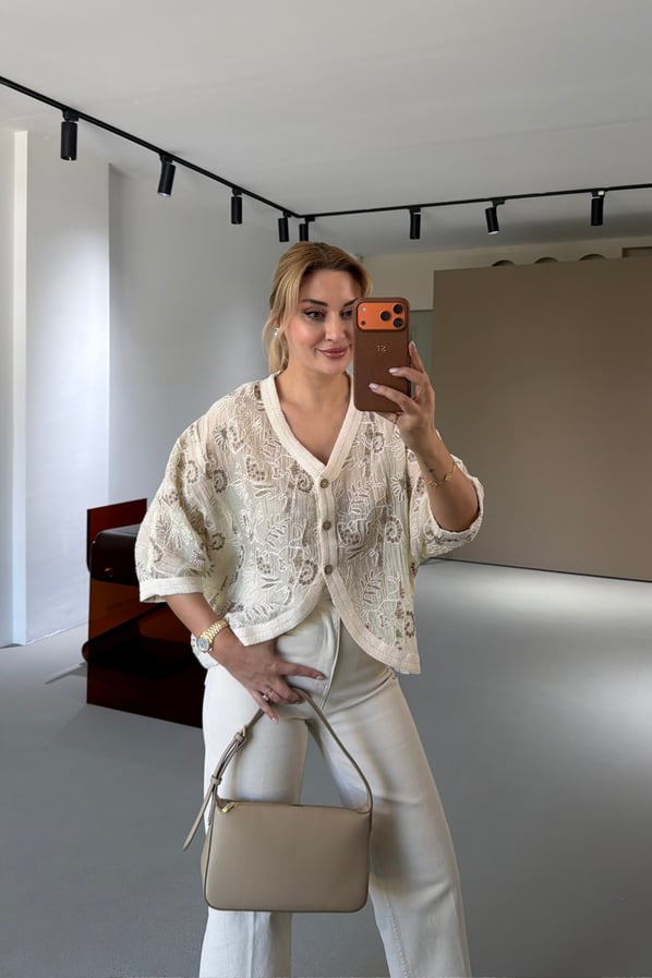 Nakışlı Natural Oversize CeketSezgi Tekin