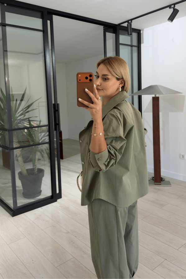 Pat Düğmeli Oversize Ceket Slouchy Pantolon Haki TakımSezgi Tekin
