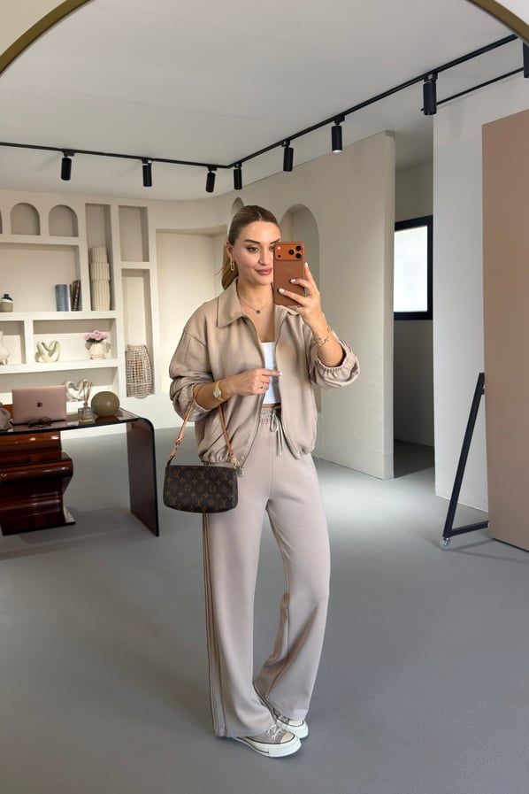 Premium Seri Şerit Detay Taş Modal TakımSezgi Tekin