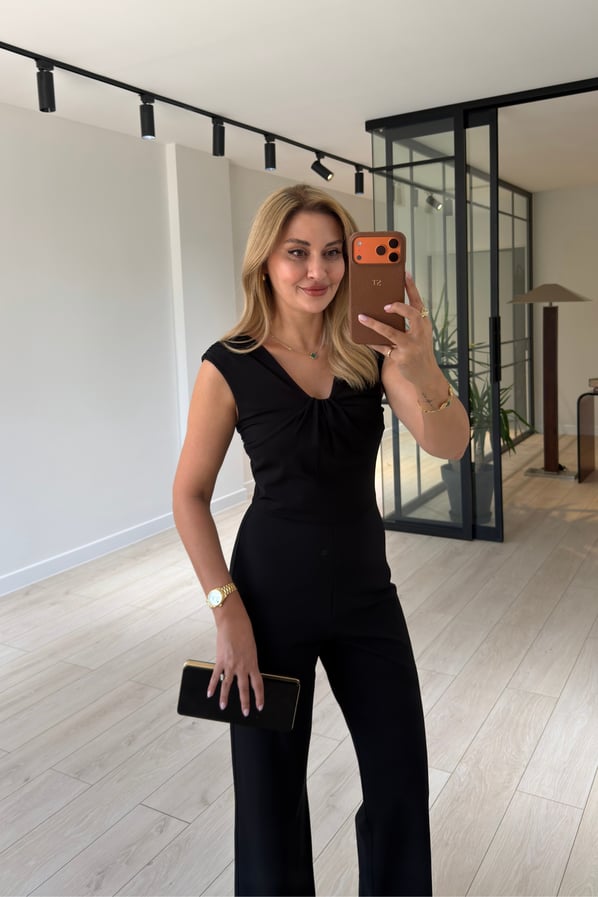 Premium Seri Siyah Likralı TulumSezgi Tekin