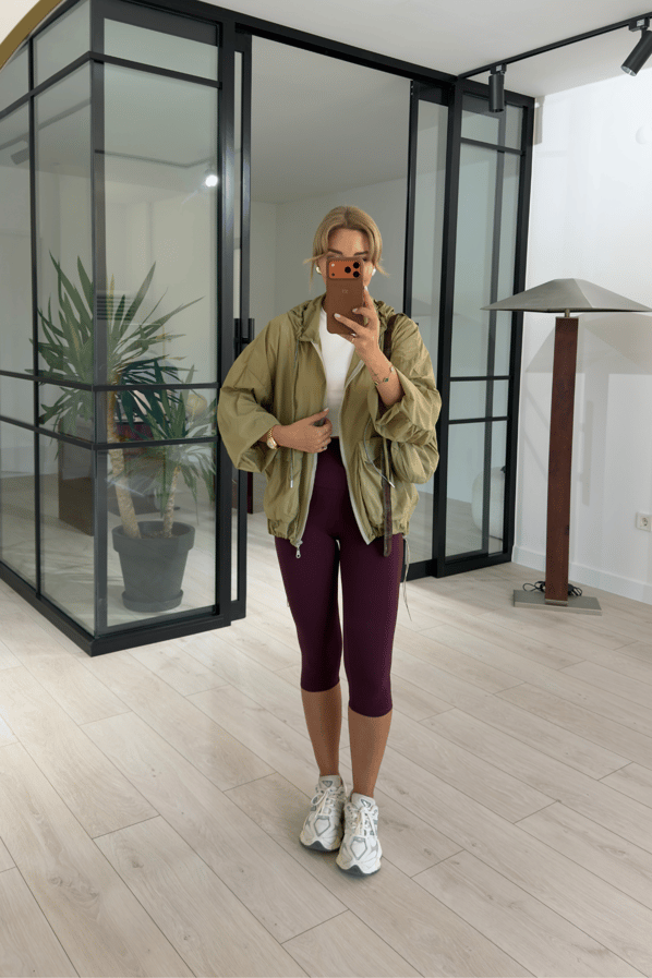 Premium Seri Toparlayıcı Etkili Mürdüm Kapri TaytSezgi Tekin