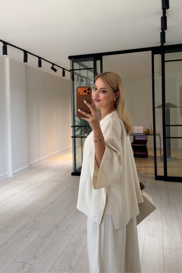 Tek Düğmeli Gömlek/Slouchy Pantolon Vanilya Tensel Modal TakımSezgi Tekin
