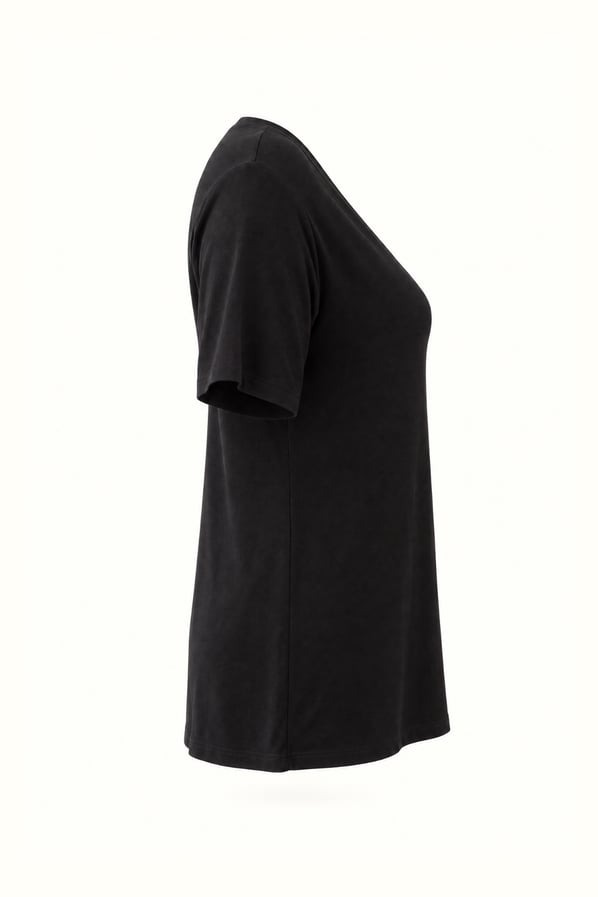 V Yaka Dökümlü Siyah TshirtSezgi Tekin
