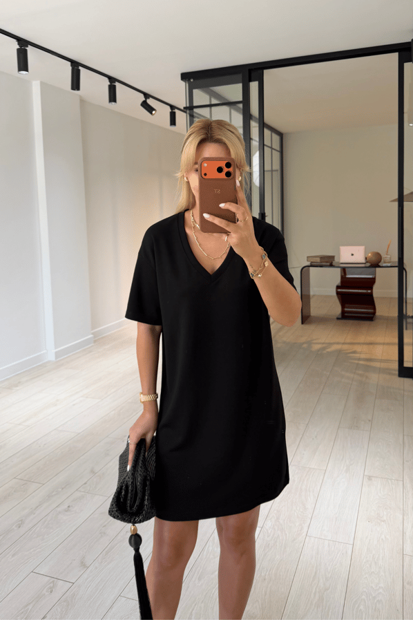 V Yaka Oversize Siyah Modal ElbiseSezgi Tekin