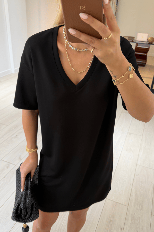 V Yaka Oversize Siyah Modal ElbiseSezgi Tekin