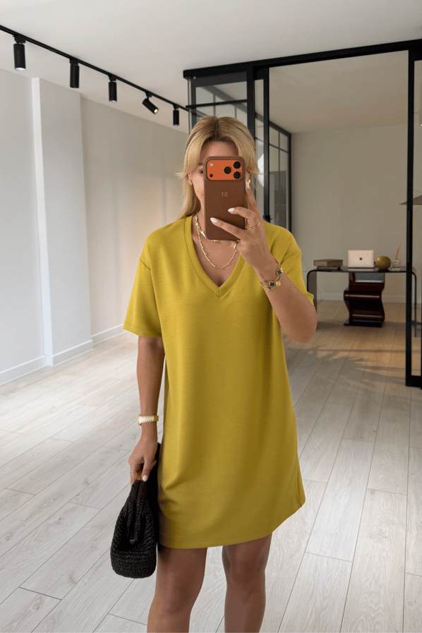 V Yaka Oversize Yağ Yeşili Modal ElbiseSezgi Tekin