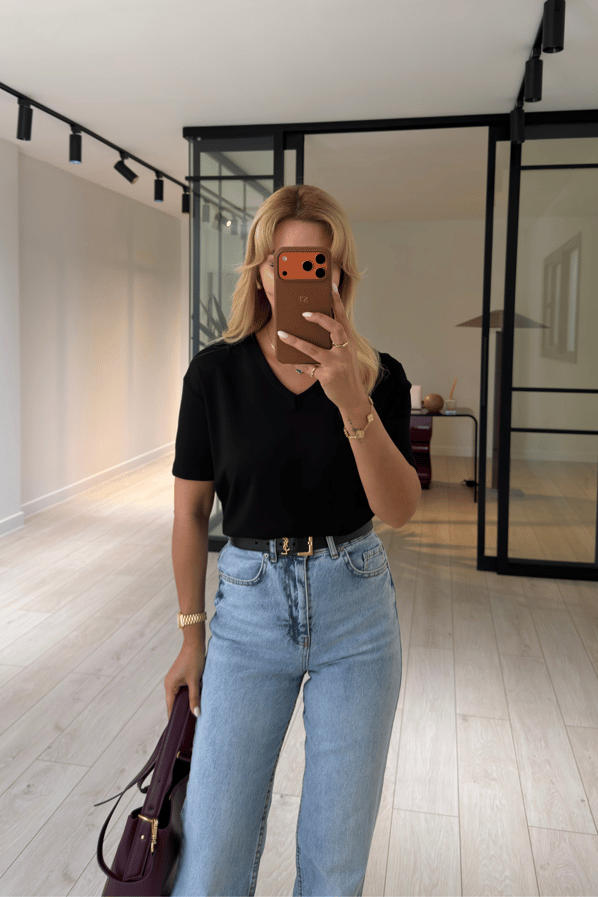 V Yaka Siyah Tok Modal Basic TshirtSezgi Tekin