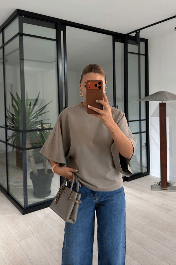 Vizon Yarasa Kol TshirtSezgi Tekin