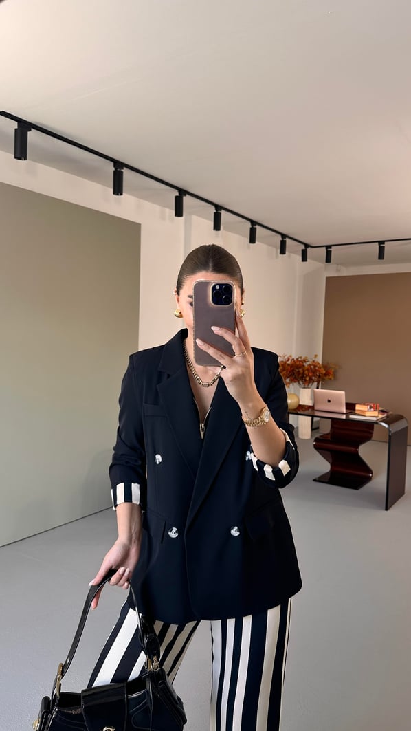 Sırt Detay Oversize Siyah Blazer