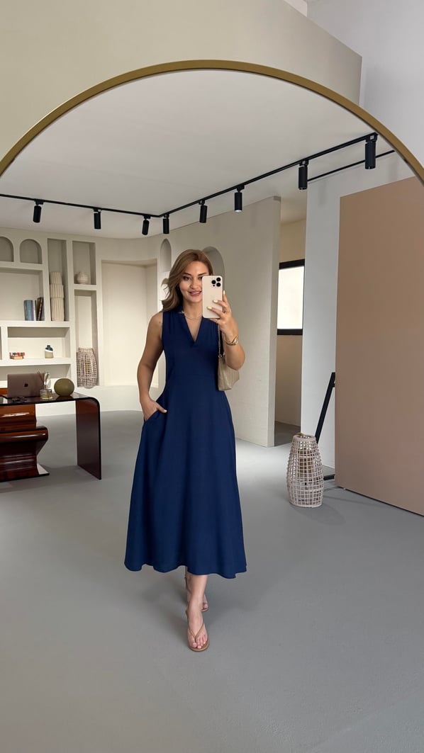 V Yaka Cep Detay Lacivert Keten Elbise