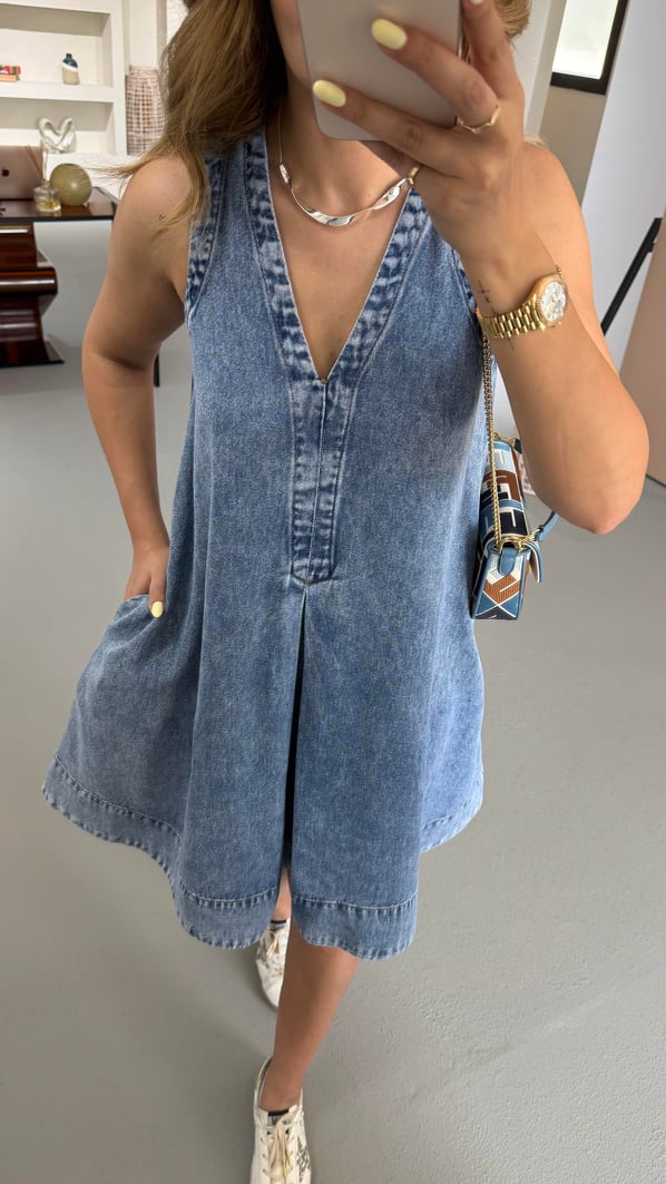 V Yaka Pile Detay Yıkamalı Çan Denim Elbise
