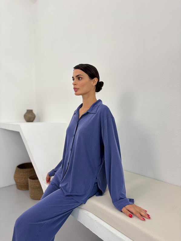 Yırtmaç Detay Dökümlü İndigo Modal Gömlek Pijama
