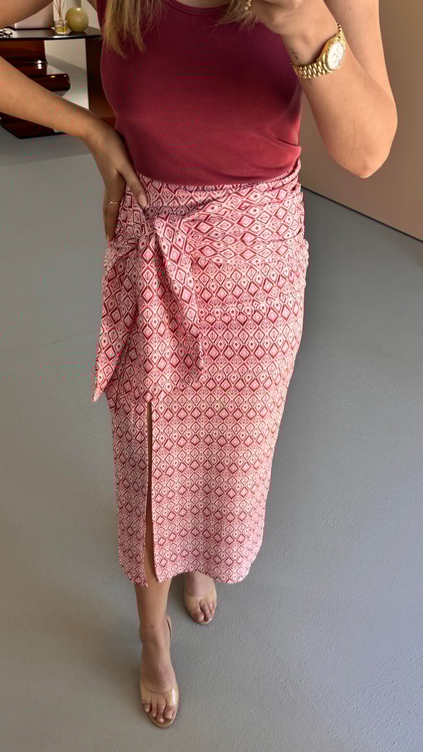 Yırtmaç Detay Kuşaklı Bordo Desenli Keten Etek