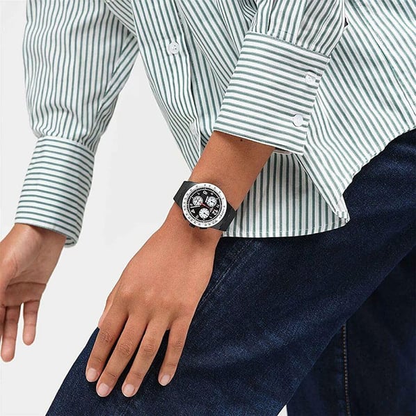 Swatch SUSB420 Nothing Basic About Black Erkek Saati