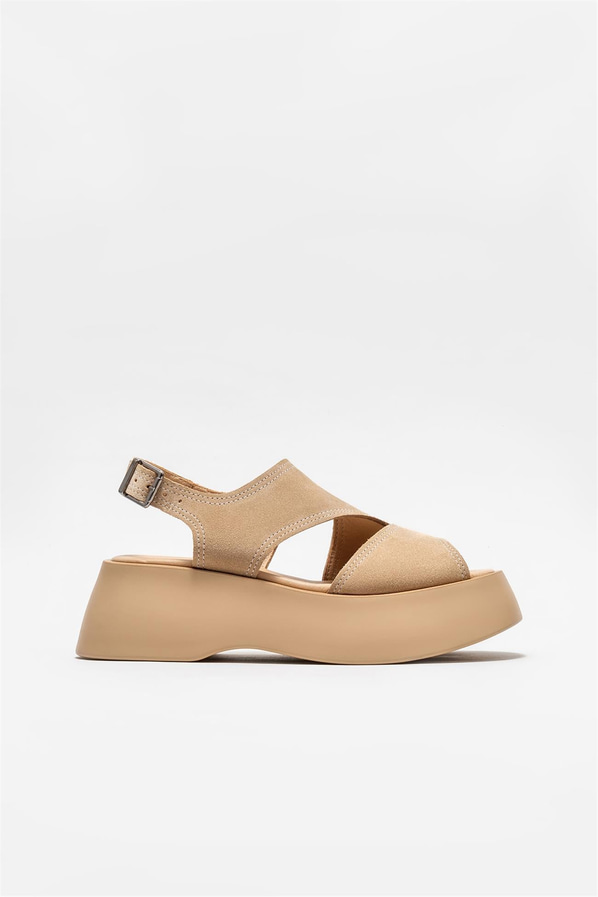 Bej deri dolgu topuklu kadın sandalet - Elle Shoes
