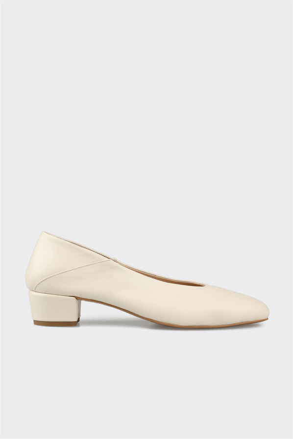 Bej deri topuklu kadın ayakkabı - Elle Shoes