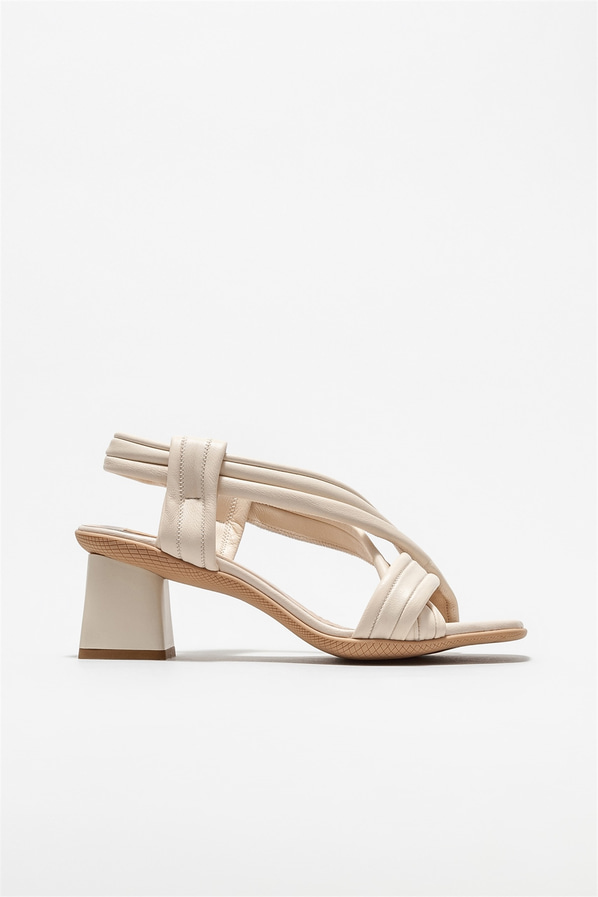 Bej deri topuklu kadın sandalet - Elle Shoes