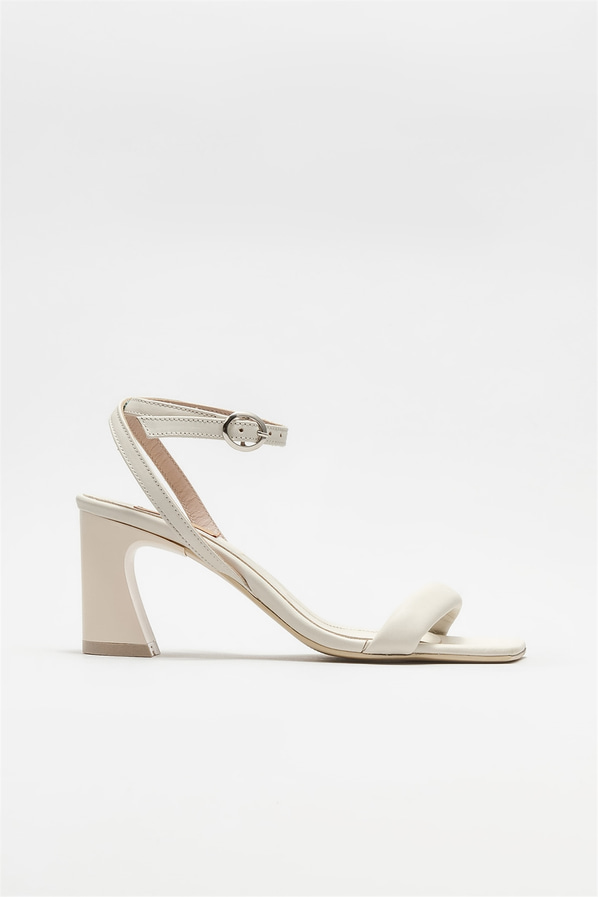 Bej deri topuklu kadın sandalet - Elle Shoes