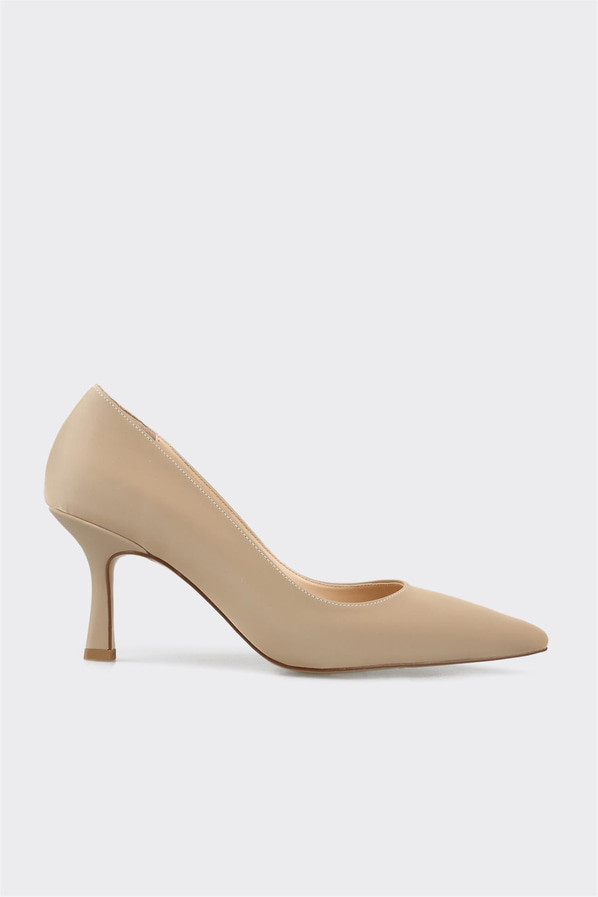 Bej kadın stiletto, rahat kullanım için - Elle Shoes