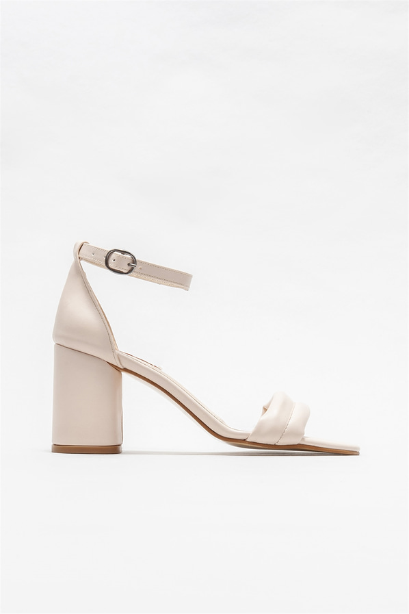 Bej topuklu kadın sandalet - Elle Shoes
