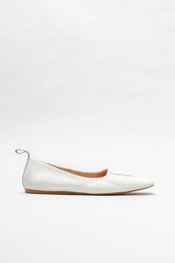 Beyaz deri kadın babet - Elle Shoes