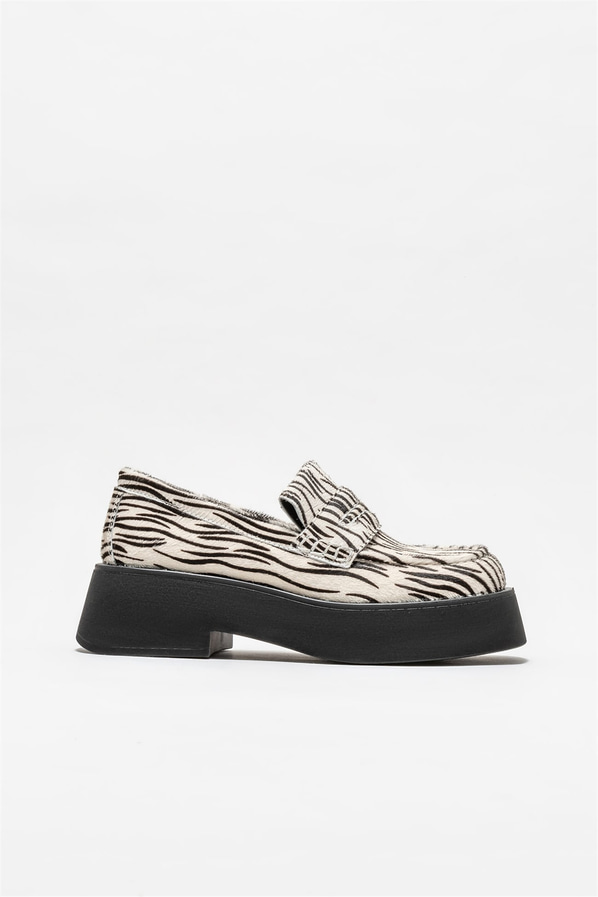 Beyaz deri kadın loafer - Elle Shoes