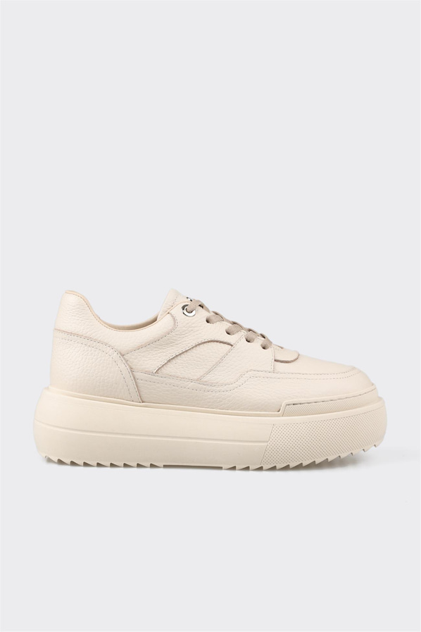Ekru deri kalın tabanlı kadın sneaker, rahat kullanım için - Elle Shoes