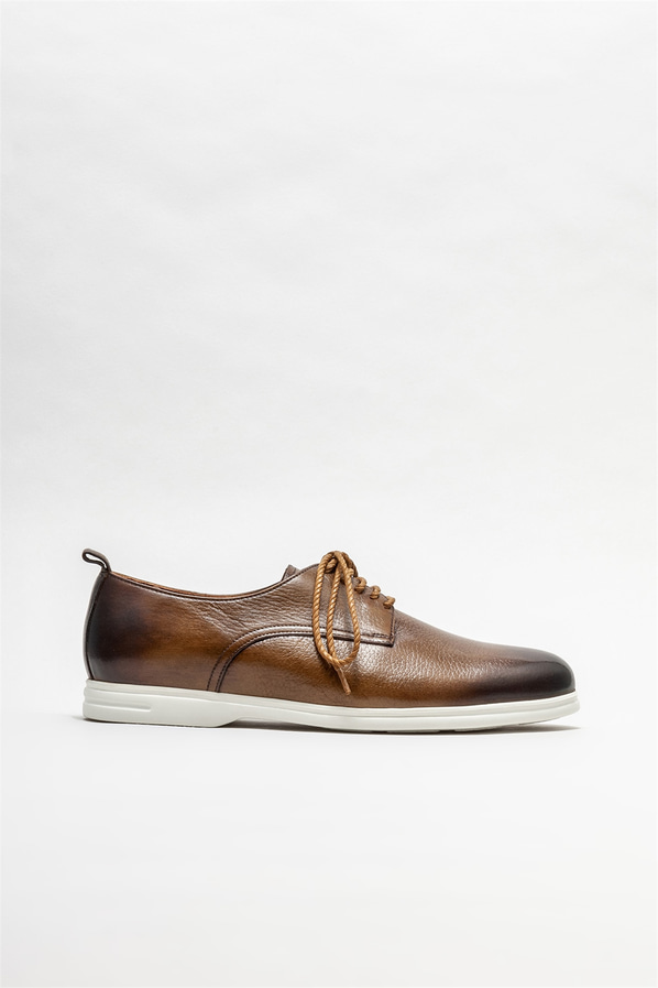 Kahve deri erkek günlük ayakkabı, günlük kullanım için - Elle Shoes