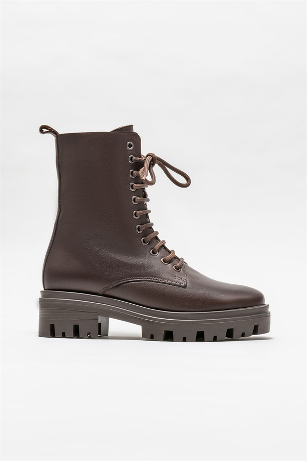 Kahve deri kadın bot, günlük kullanım için - Elle Shoes