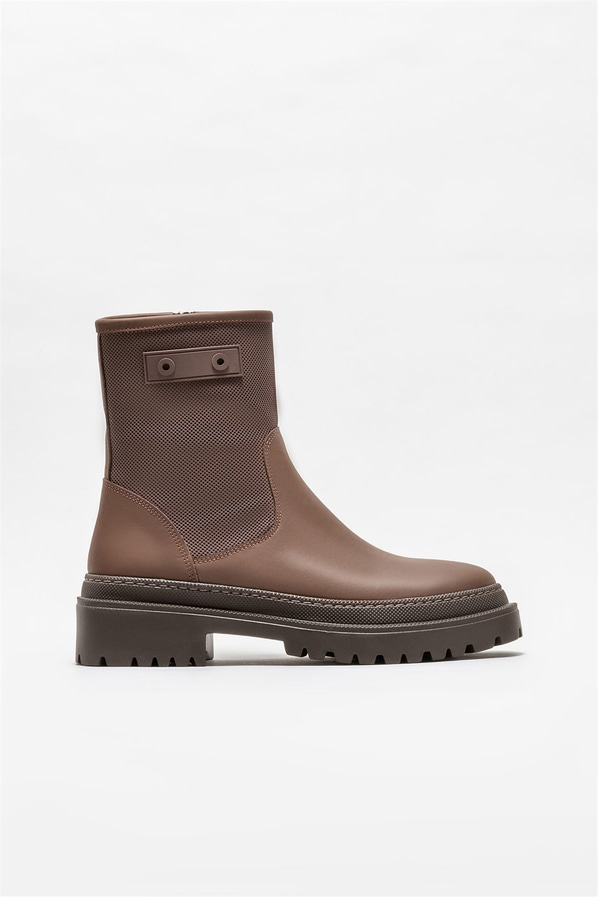 Kahve deri kadın bot, günlük kullanım için - Elle Shoes