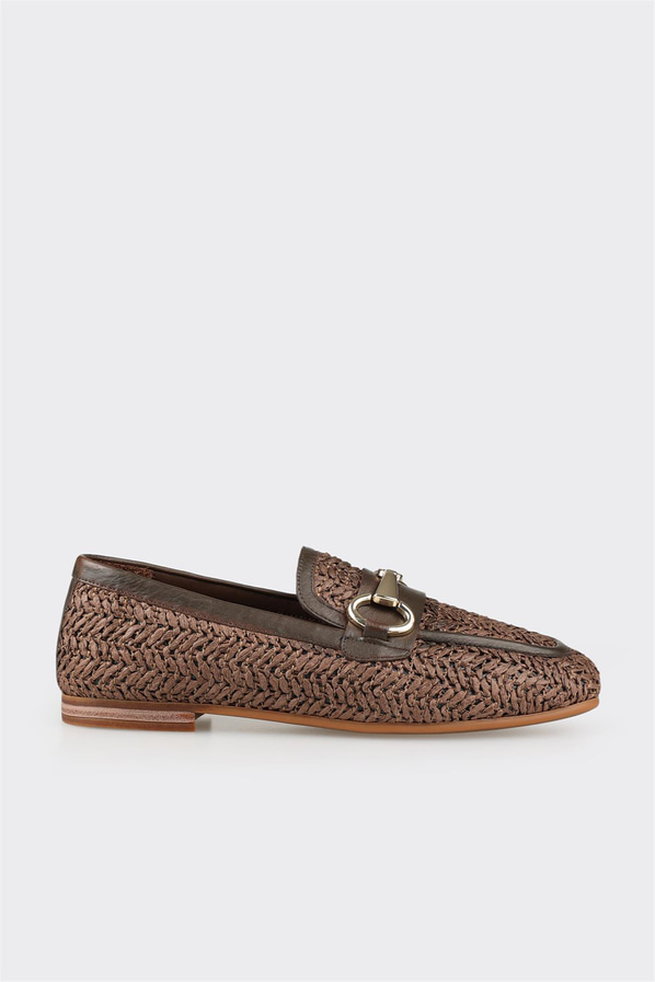 Kahve deri örgü dokulu kadın loafer, günlük kullanım için - Elle Shoes